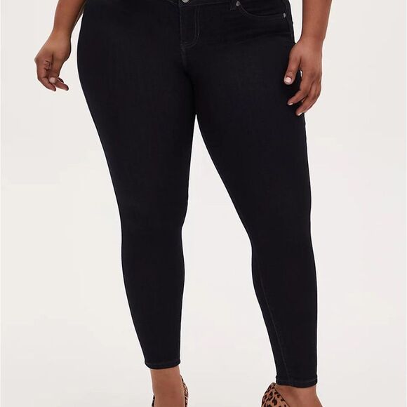 🆕Torrid Jegging - Super Stretch Dark Wash - Picture 4 of 4